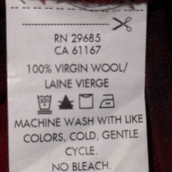 Pendleton 100% Virgin Wool Red & Black Plaid Button Down Shirt SZ Small - Picture 9 of 9